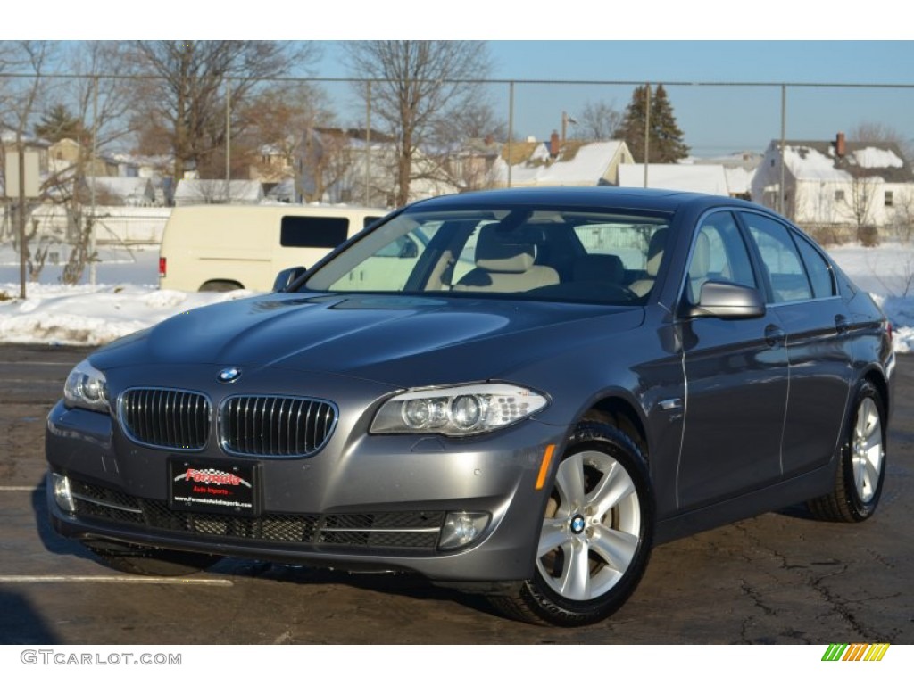 2012 5 Series 528i xDrive Sedan - Space Gray Metallic / Venetian Beige photo #1