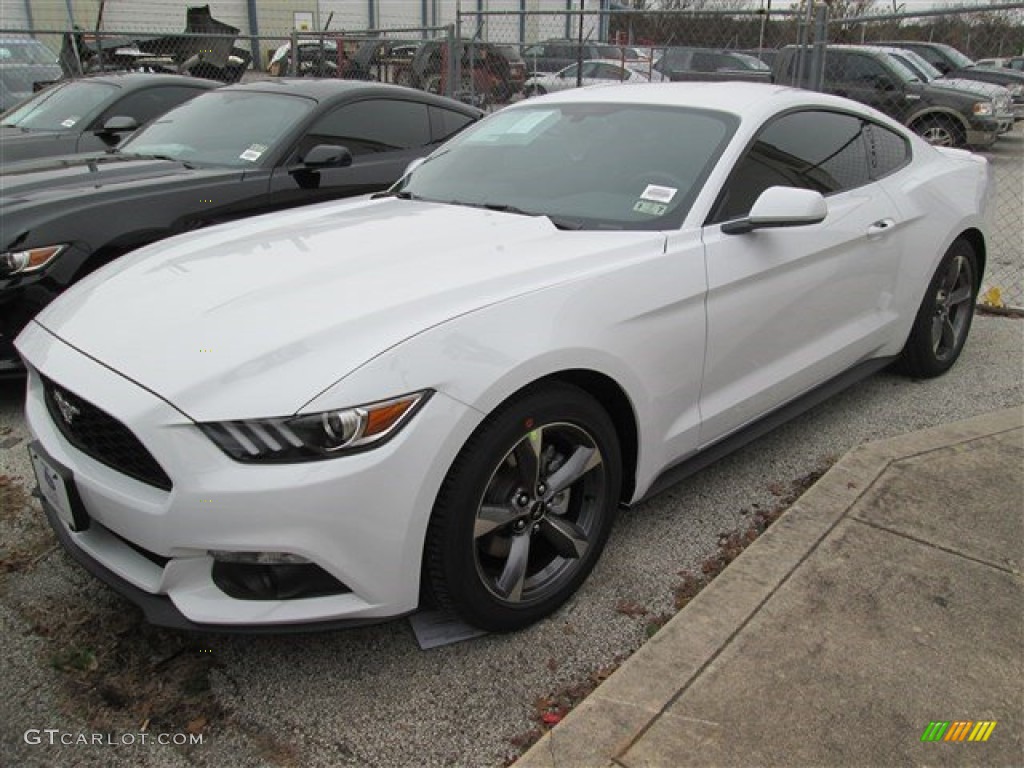 Oxford White 2015 Ford Mustang V6 Coupe Exterior Photo #101367171