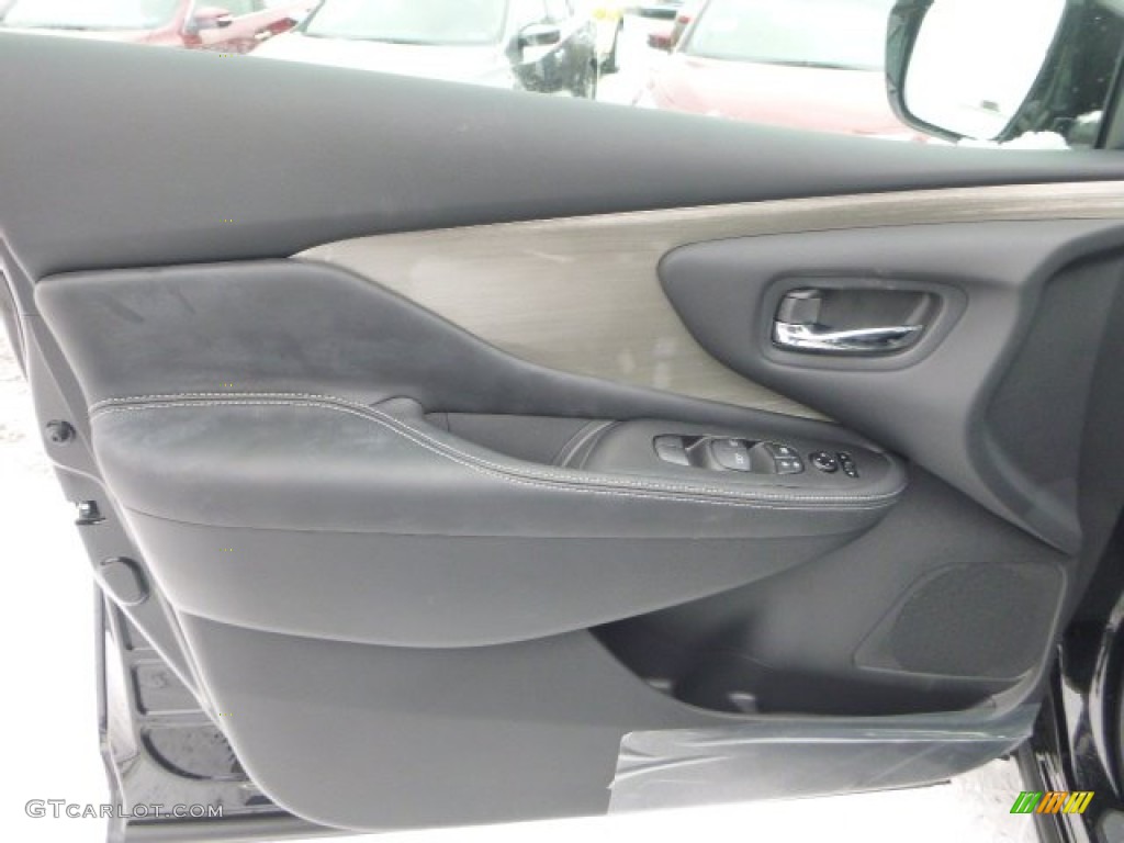 2015 Nissan Murano S AWD Door Panel Photos