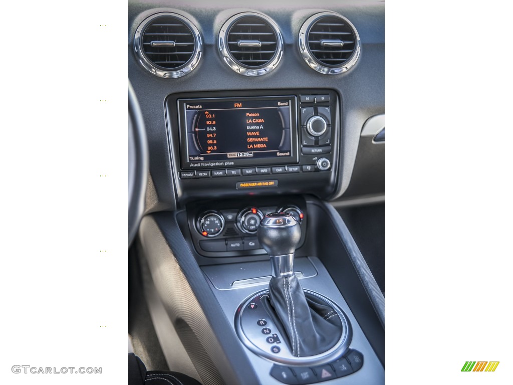2010 Audi TT S 2.0 TFSI quattro Coupe Controls Photo #101368272