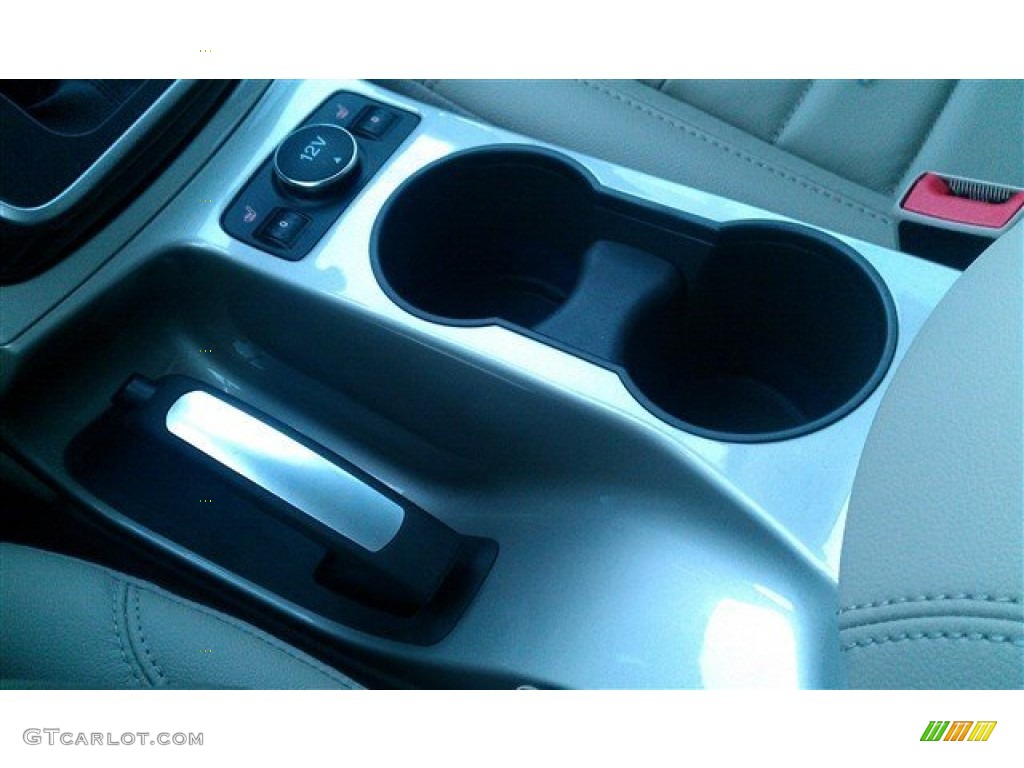 2015 C-Max Hybrid SEL - White Platinum Tricoat / Medium Light Stone photo #32