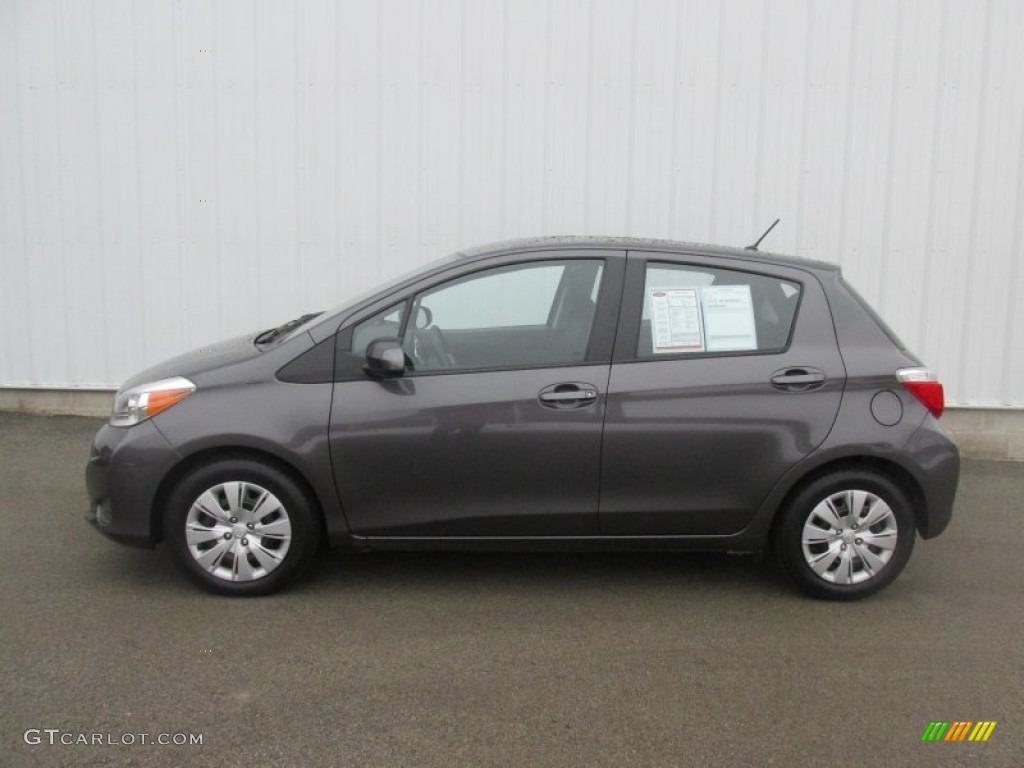 Magnetic Gray Metallic 2014 Toyota Yaris LE 5 Door Exterior Photo #101370438