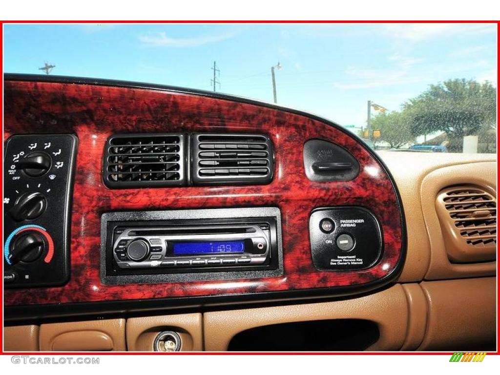 1998 Ram 3500 Laramie SLT Extended Cab - Bright White / Tan/Camel photo #25