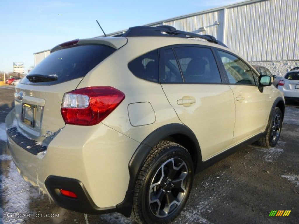 2015 XV Crosstrek 2.0i Premium - Desert Khaki / Black photo #3