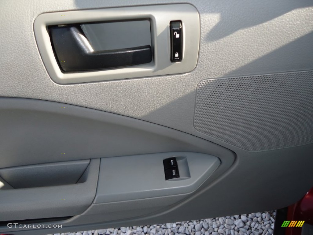 2007 Mustang V6 Deluxe Coupe - Redfire Metallic / Light Graphite photo #12