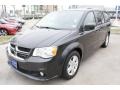 Dark Charcoal Pearl - Grand Caravan Crew Photo No. 3