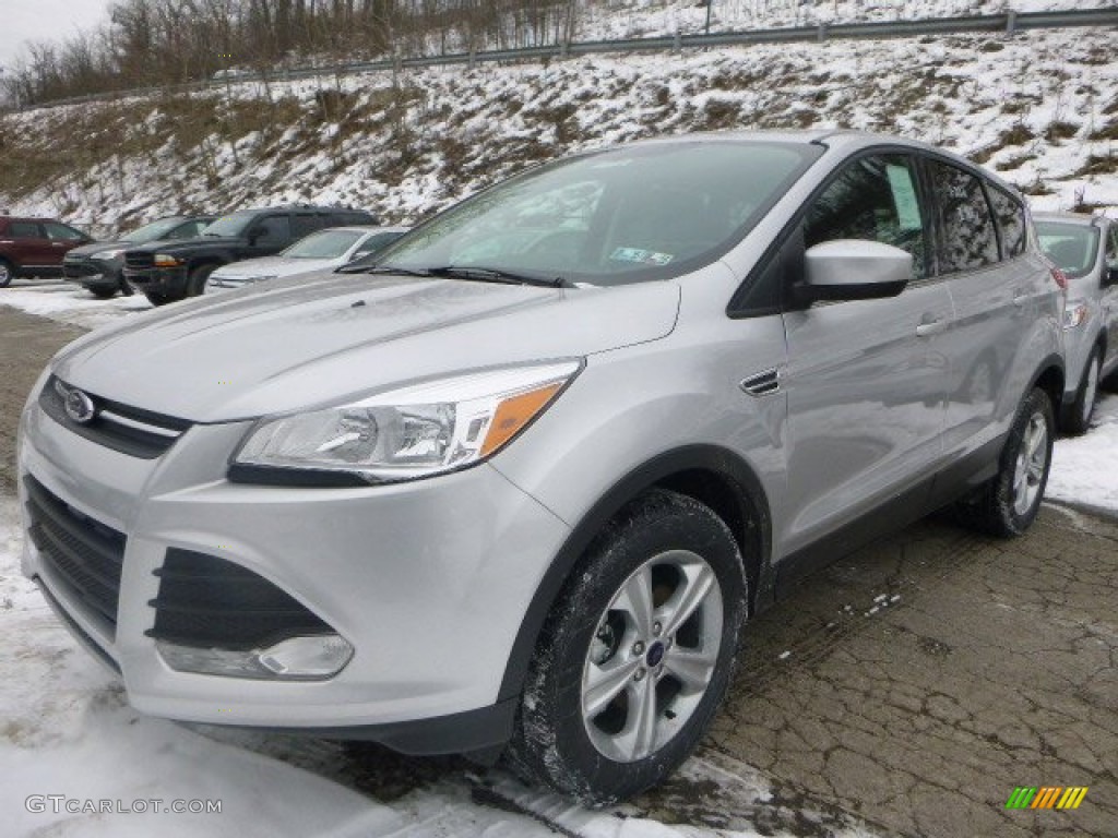 Ingot Silver Metallic 2015 Ford Escape SE 4WD Exterior Photo #101384244