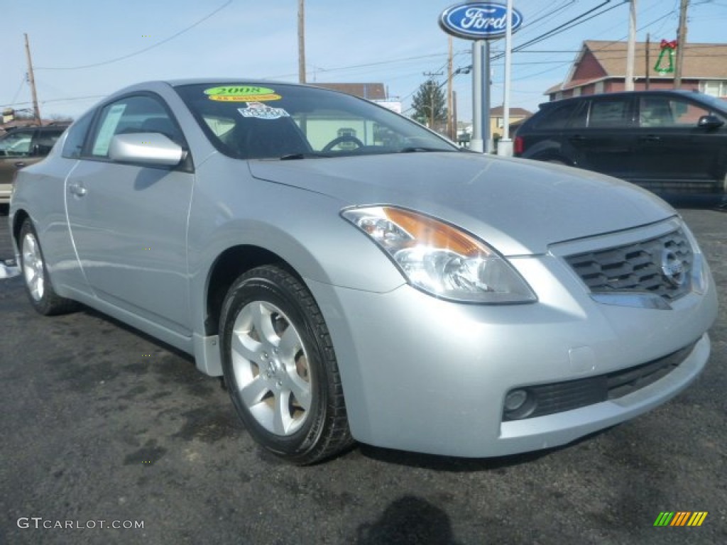 2008 Altima 2.5 S Coupe - Radiant Silver Metallic / Charcoal photo #7
