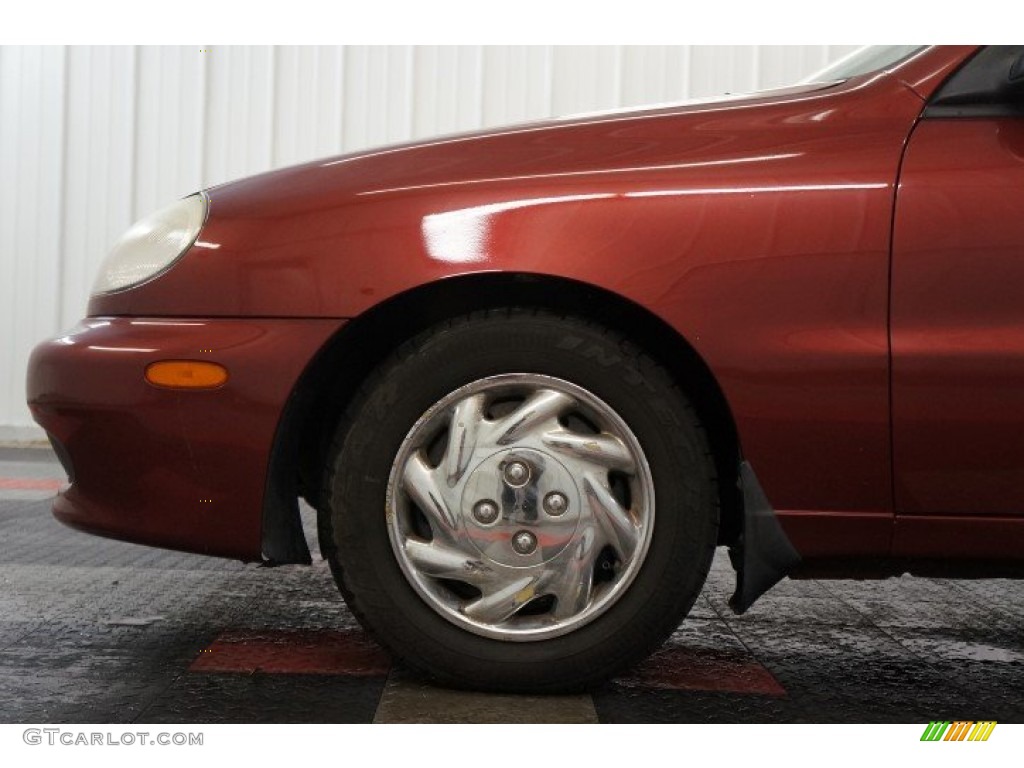 2002 Daewoo Lanos S Coupe Wheel Photos
