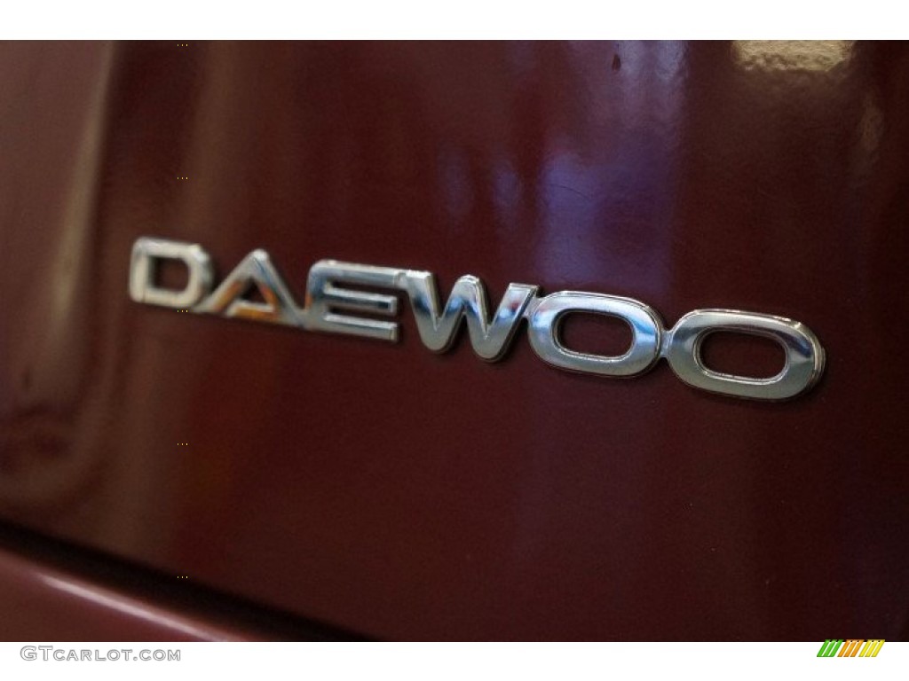 2002 Daewoo Lanos S Coupe Marks and Logos Photos