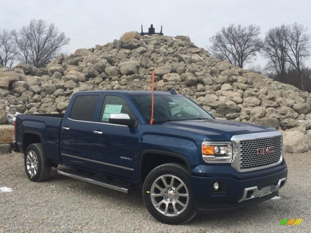 2015 Sierra 1500 Denali Crew Cab 4x4 - Stone Blue Metallic / Cocoa/Dune photo #1