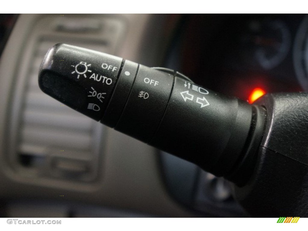 2002 Maxima SE - Sunlit Sand Metallic / Blond photo #24