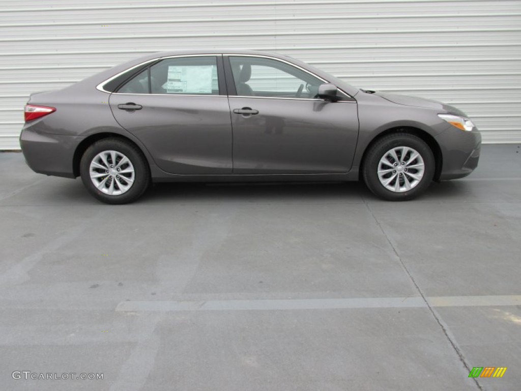2015 Camry LE - Predawn Gray Mica / Ash photo #3
