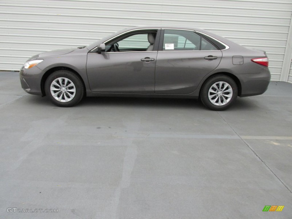 2015 Camry LE - Predawn Gray Mica / Ash photo #6