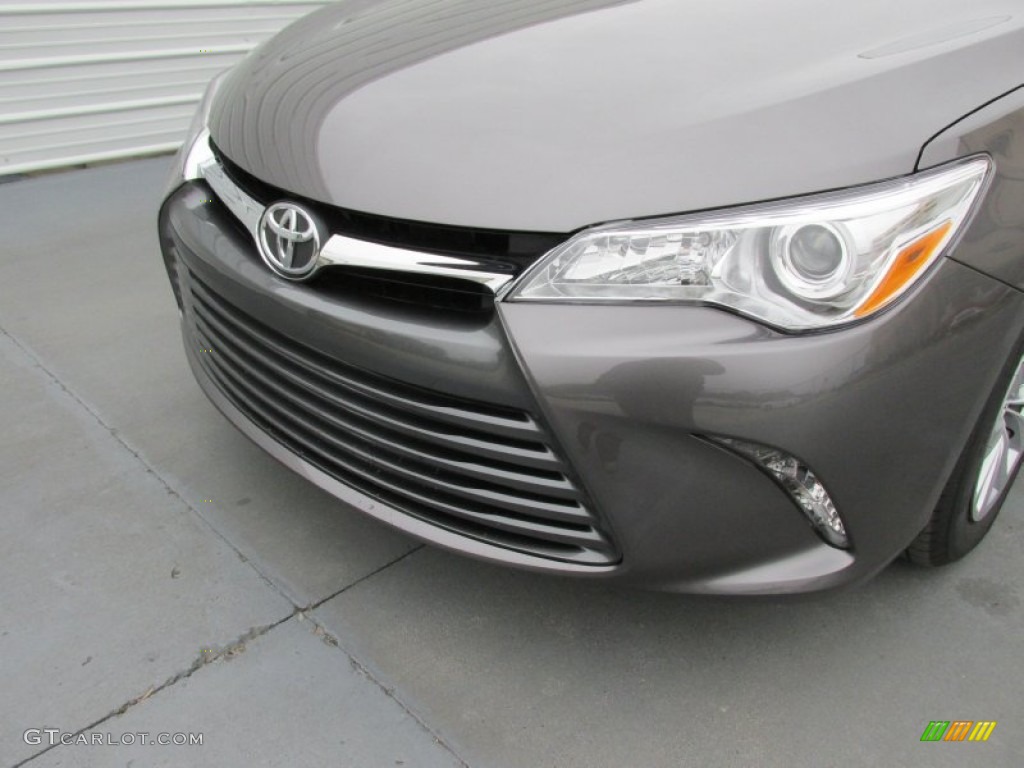 2015 Camry LE - Predawn Gray Mica / Ash photo #10