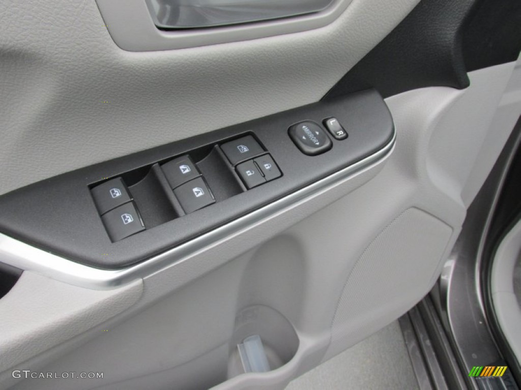 2015 Camry LE - Predawn Gray Mica / Ash photo #21