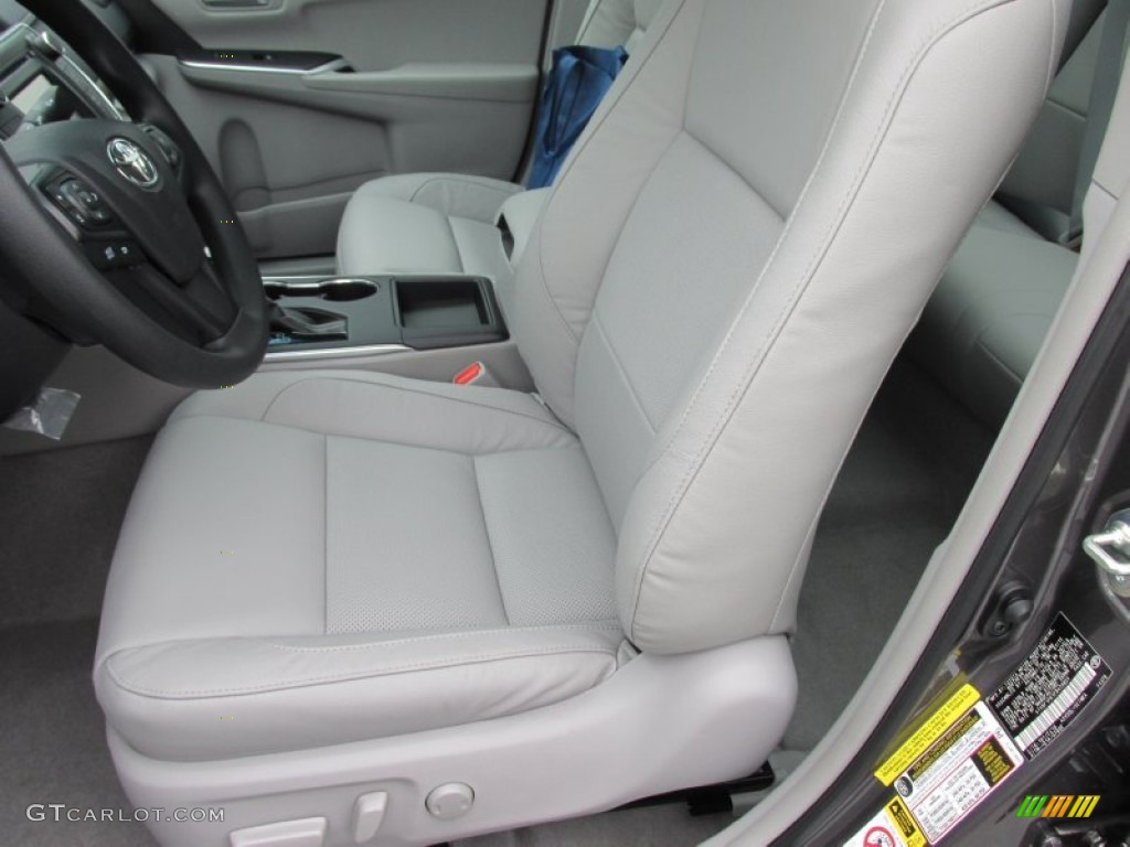 2015 Camry LE - Predawn Gray Mica / Ash photo #22