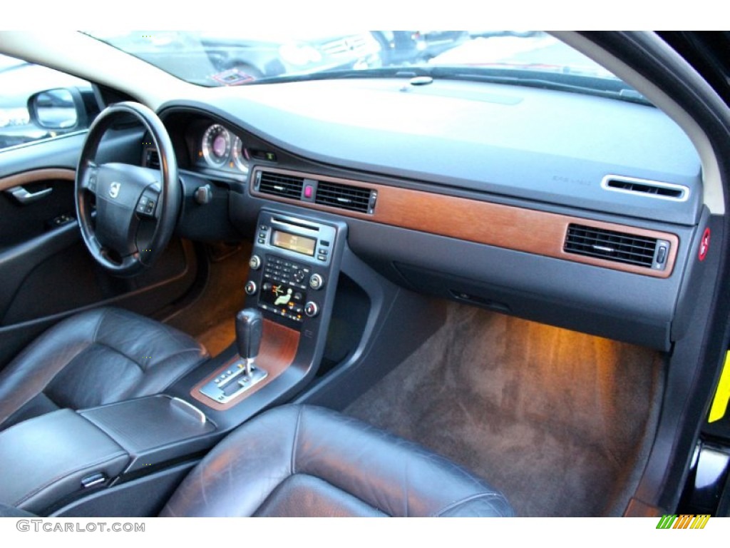 2008 S80 T6 AWD - Black / Anthracite Black photo #21