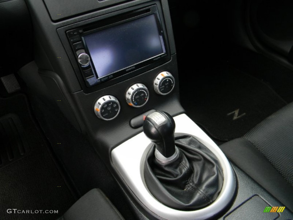 2006 350Z Enthusiast Coupe - Redline / Carbon Black photo #16