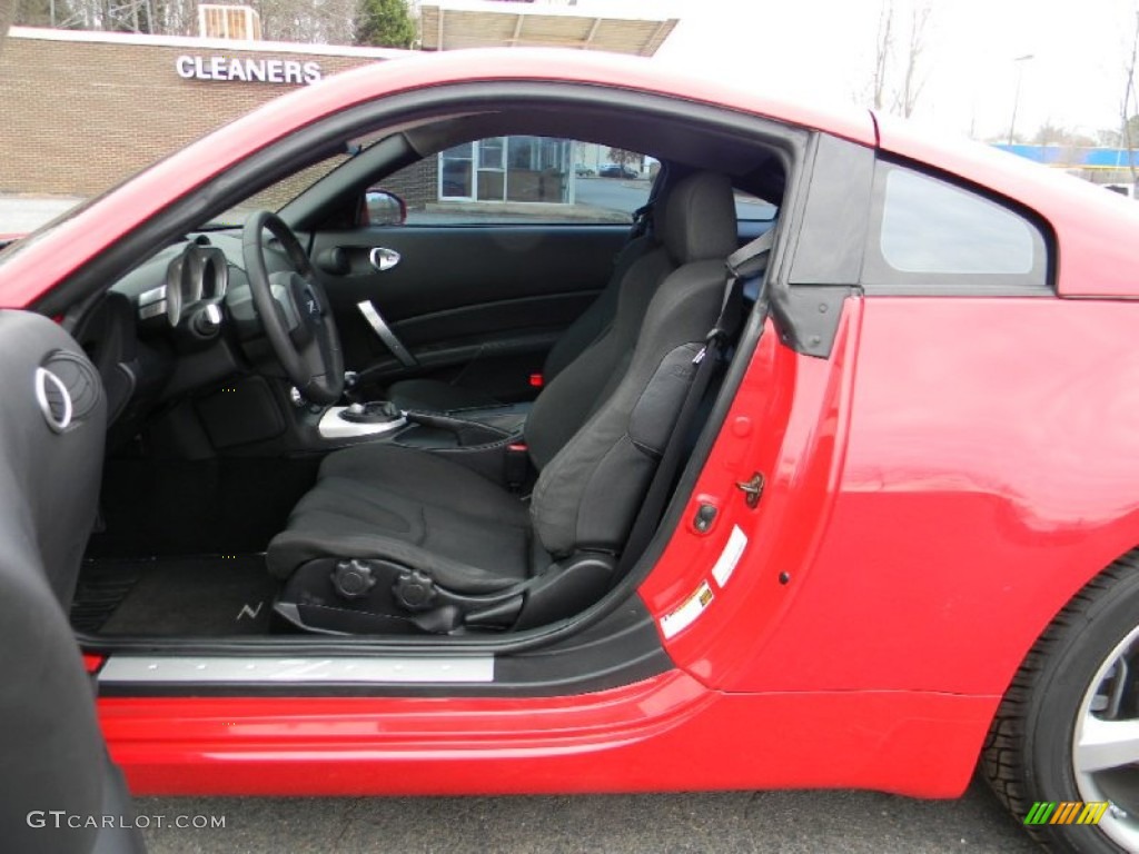 2006 350Z Enthusiast Coupe - Redline / Carbon Black photo #18