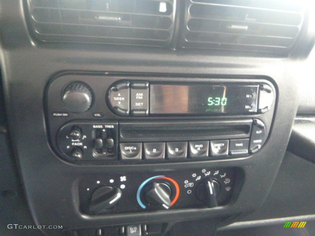 2004 Wrangler Sport 4x4 - Bright Silver Metallic / Dark Slate Gray photo #17