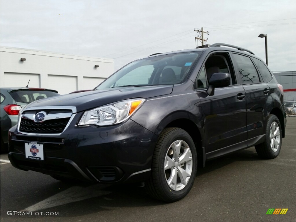 2015 Forester 2.5i Premium - Dark Gray Metallic / Gray photo #1