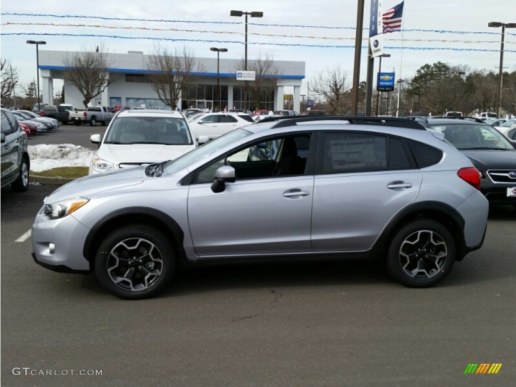 2015 XV Crosstrek 2.0i Premium - Ice Silver Metallic / Black photo #3