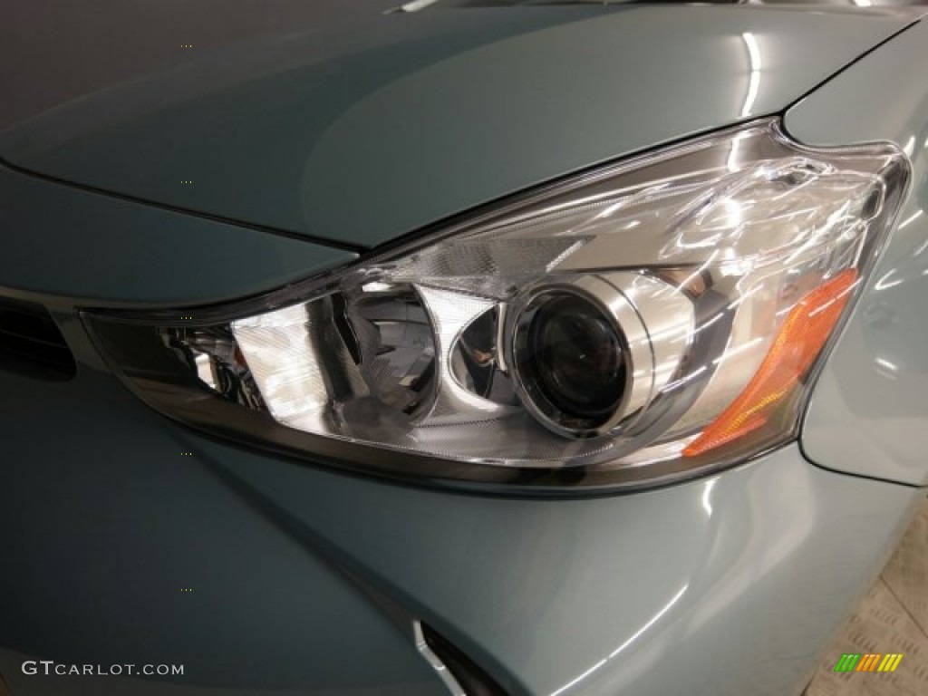 2015 Prius v Two - Sea Glass Pearl / Ash photo #24
