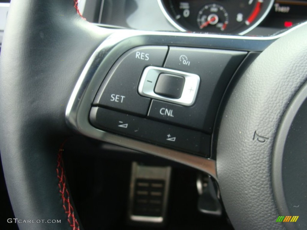 2015 Volkswagen Golf GTI 4-Door 2.0T SE Controls Photo #101420383