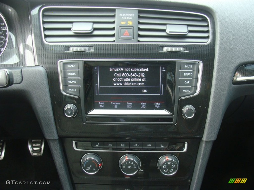 2015 Volkswagen Golf GTI 4-Door 2.0T SE Controls Photo #101420447
