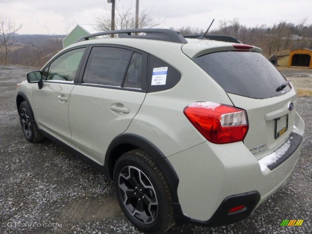 2015 XV Crosstrek 2.0i Premium - Desert Khaki / Black photo #5