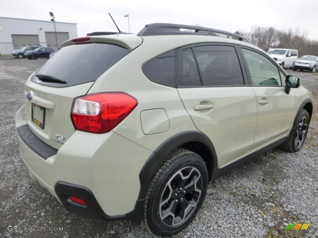 2015 XV Crosstrek 2.0i Premium - Desert Khaki / Black photo #3