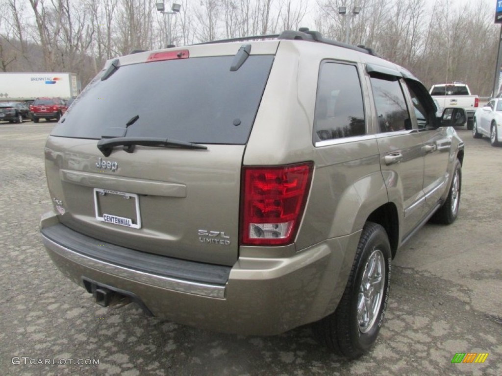 2005 Grand Cherokee Limited 4x4 - Light Khaki Metallic / Dark Khaki/Light Graystone photo #6