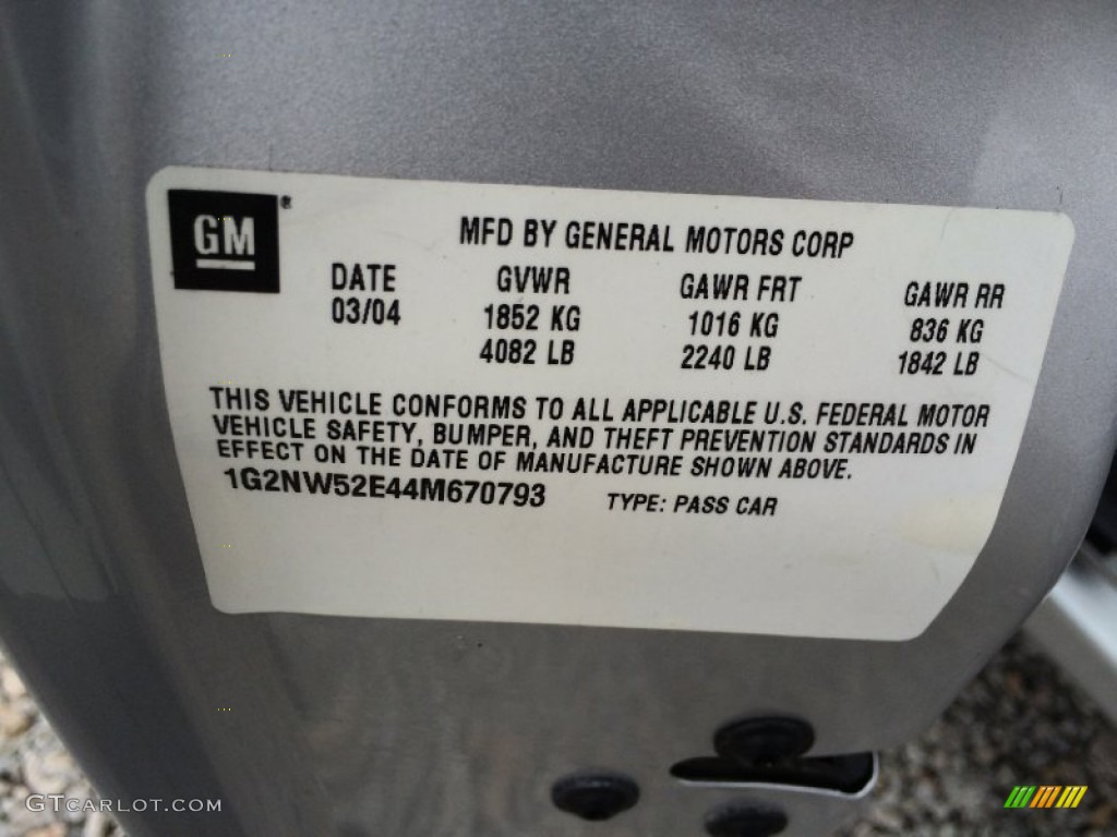 2004 Grand Am GT Sedan - Galaxy Silver Metallic / Dark Pewter photo #4