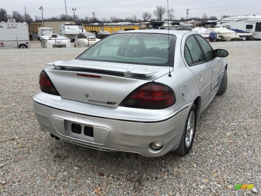 2004 Grand Am GT Sedan - Galaxy Silver Metallic / Dark Pewter photo #19