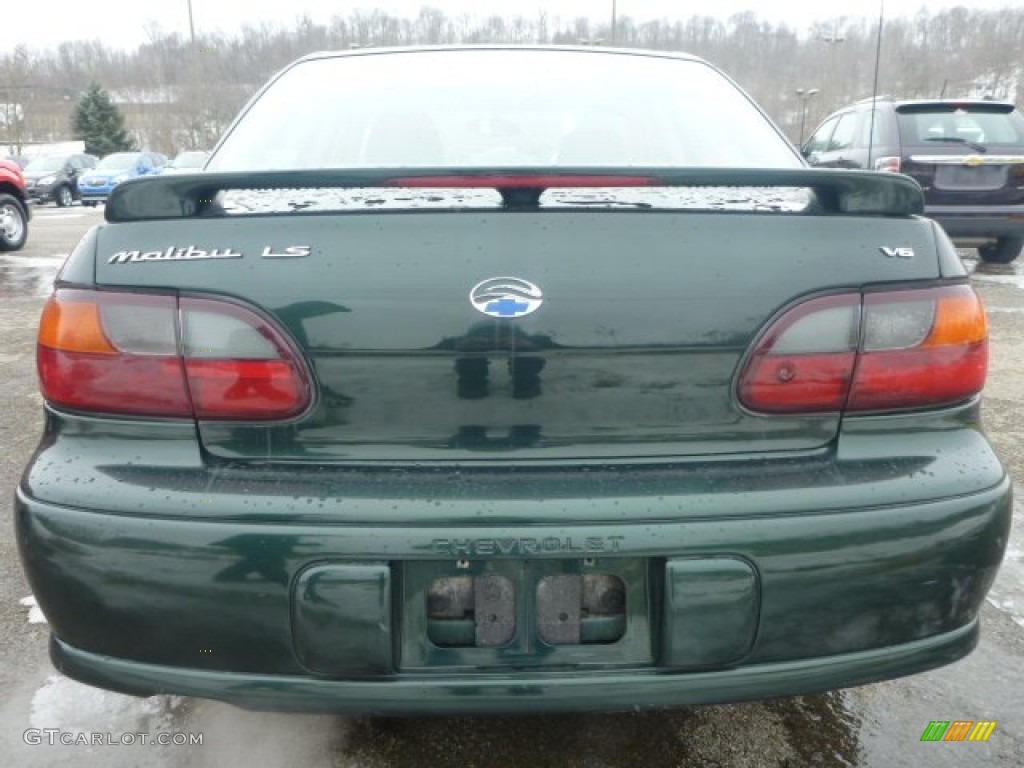 2002 Malibu LS Sedan - Forest Green Metallic / Gray photo #3