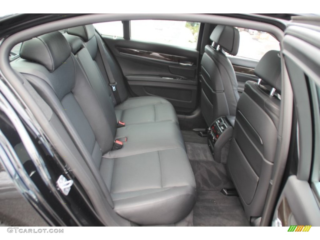 Black Interior 2014 BMW 7 Series 750i xDrive Sedan Photo #101437375