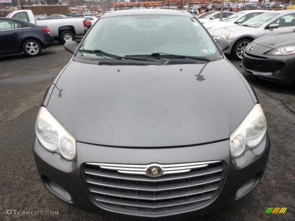 2005 Sebring Sedan - Graphite Metallic / Dark Slate Gray photo #6