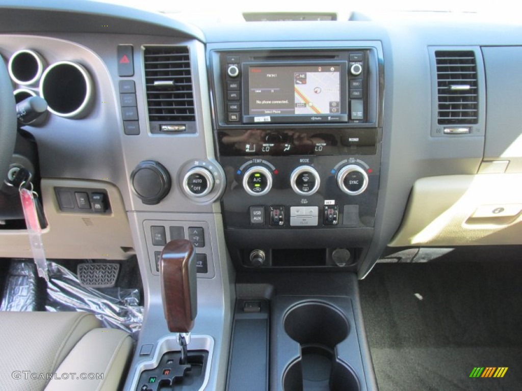 2015 Toyota Sequoia Platinum Controls Photo #101449221