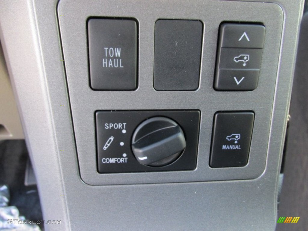 2015 Toyota Sequoia Platinum Controls Photo #101449326