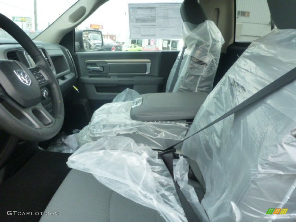 2015 1500 Express Regular Cab 4x4 - Bright Silver Metallic / Black/Diesel Gray photo #13