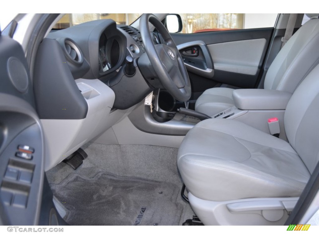 2006 RAV4  - Classic Silver Metallic / Ash photo #9