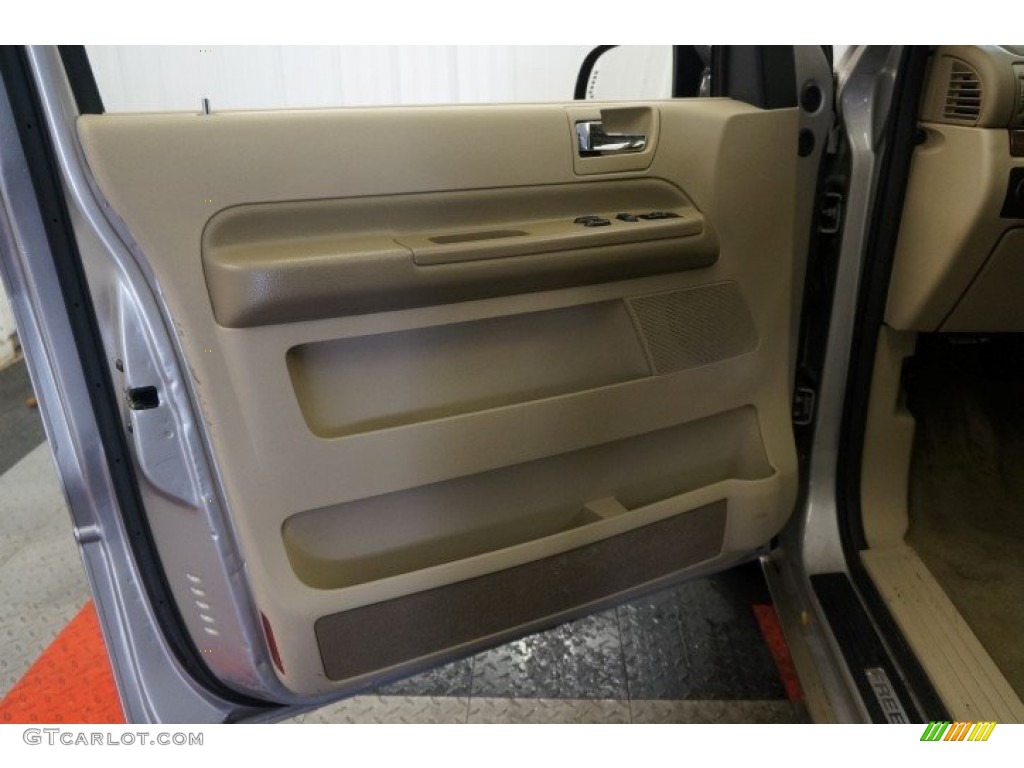 2004 Freestar Limited - Arizona Beige Metallic / Pebble Beige photo #12