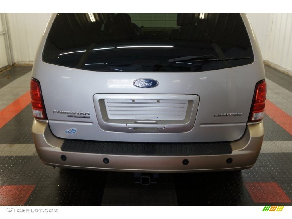 2004 Freestar Limited - Arizona Beige Metallic / Pebble Beige photo #50