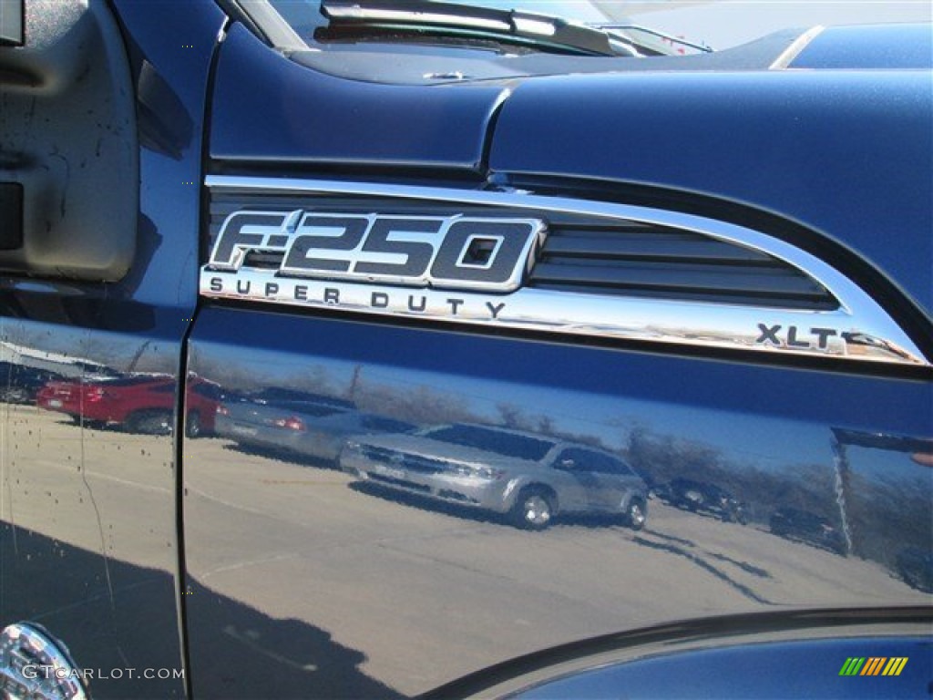 2015 F250 Super Duty XLT Crew Cab 4x4 - Blue Jeans / Steel photo #39