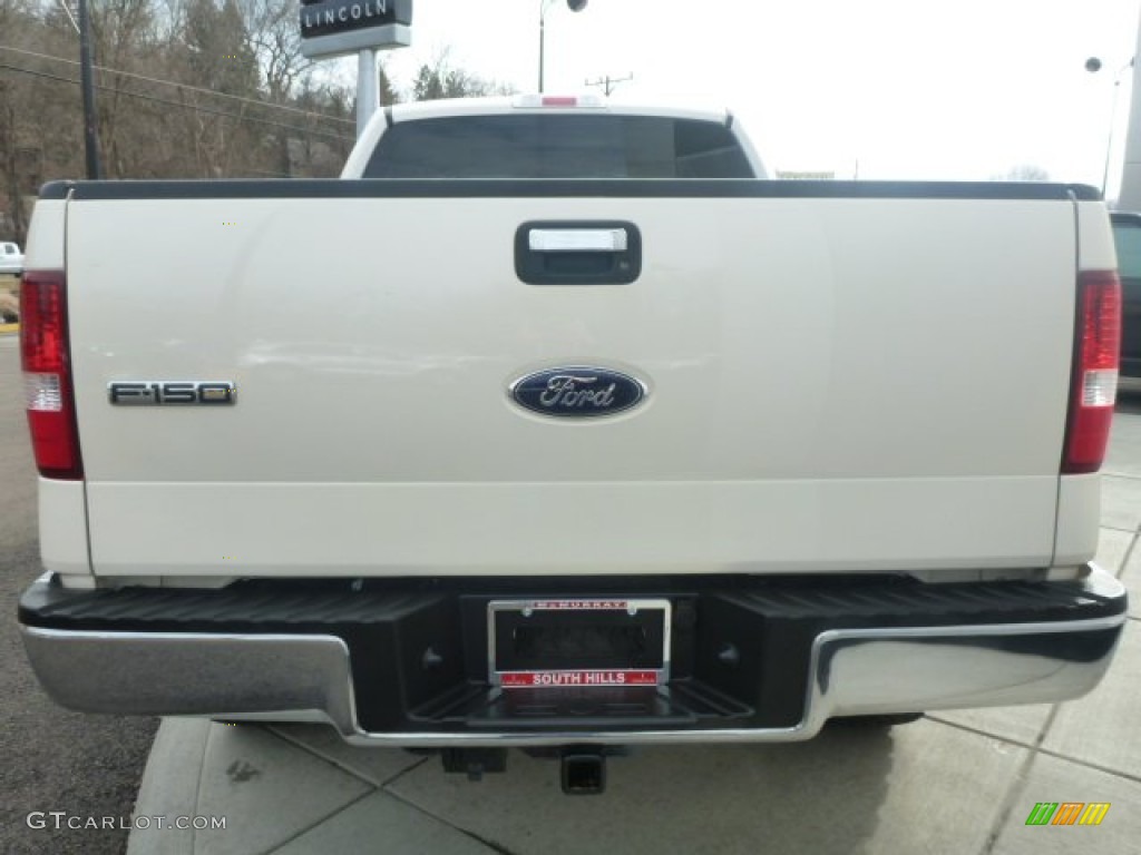 2007 F150 Lariat SuperCrew 4x4 - White Sand Tri-Coat / Tan photo #4