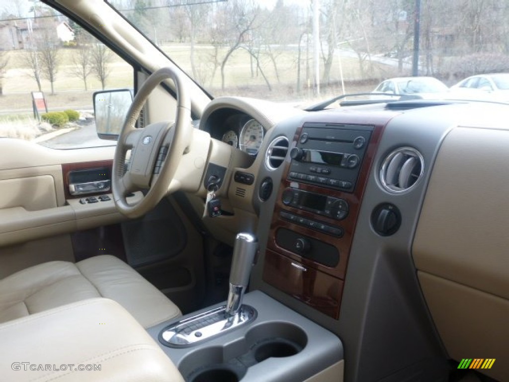 2007 F150 Lariat SuperCrew 4x4 - White Sand Tri-Coat / Tan photo #9