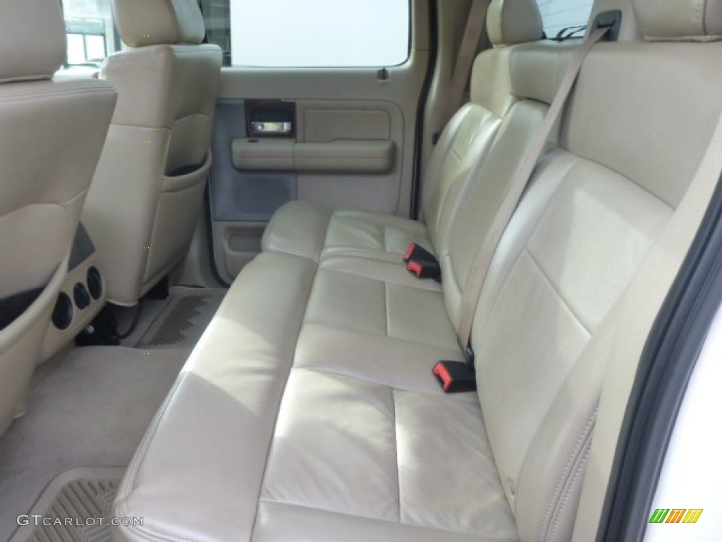 2007 F150 Lariat SuperCrew 4x4 - White Sand Tri-Coat / Tan photo #15