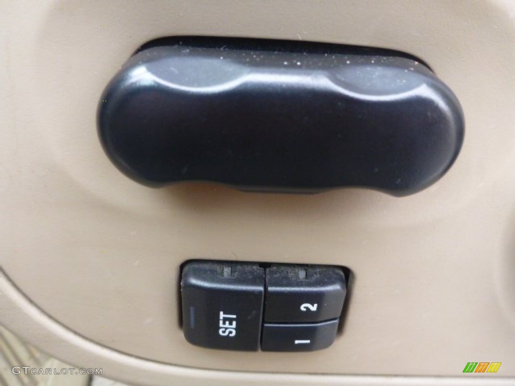 2007 F150 Lariat SuperCrew 4x4 - White Sand Tri-Coat / Tan photo #19