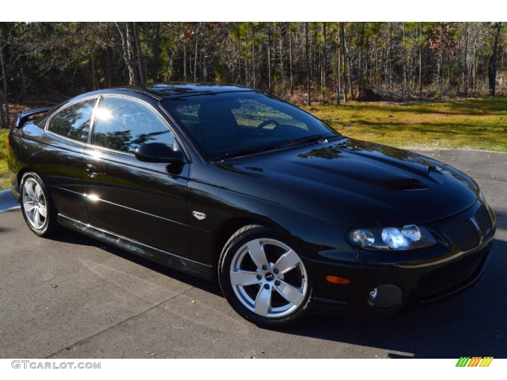 2005 GTO Coupe - Phantom Black Metallic / Black photo #2